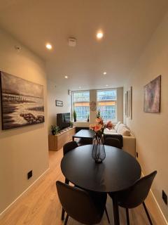 Beautiful 4 Bedroom Apartment In Bergen Sentrum - 9