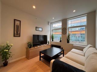 Beautiful 4 Bedroom Apartment In Bergen Sentrum - 7