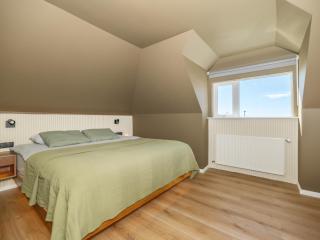 Spacious apartment with a view! - 5