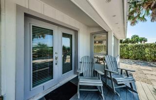 3 Palms Retreat - Clearwater Beach - 1