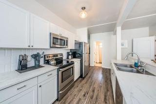 Frenchy's Cottage 486 - 1