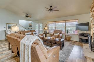 'Winnie's Cabin' Ruidoso Retreat: Deck + Mtn Views - 5
