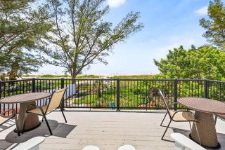 Turtleback Beach House - 3
