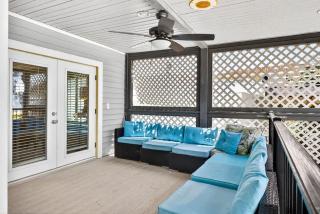 Turtleback Beach House - 2