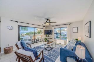 Hidden Beach Retreat - Clearwater Beach - 9