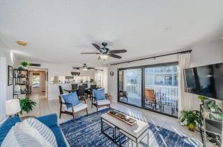 Hidden Beach Retreat - Clearwater Beach - 2