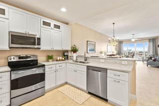 Waterfront Breeze Condo - 4