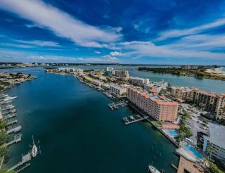 Waterfront Breeze Condo - 4