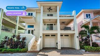 Beachside Luxury Home - 0