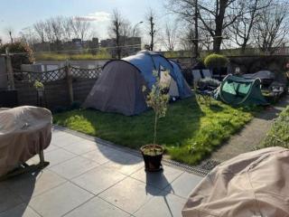 Blue tent 2 tot 4 personen, 1km van tomorrowland - 0