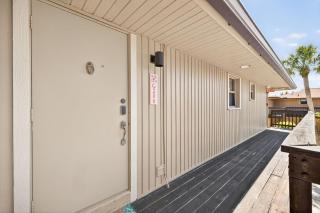 Your peaceful Sanibel island retreat awaits at Blind Pass G206 - 5