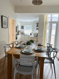 Stylish Home Near Manchester - Altrincham - 1