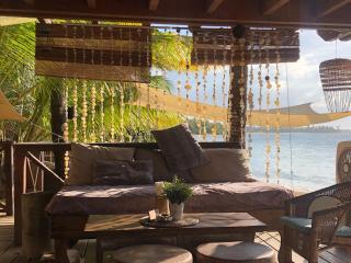 Paradise Awaits Rental Luxury Ocean View with Cook - 0