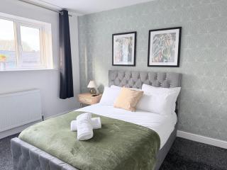 Cosy Stay with Ensuite Near Shopping and City Centre - 4
