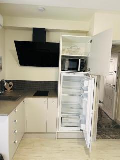 ADIRAMAR Apartments - 2
