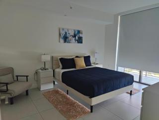 Elegant 1BR-1BA Getaway - Luxe Stay in Doral - 7