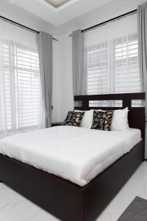 Mwanza 2 Bedroom Apartment with living room and kitchen - 5