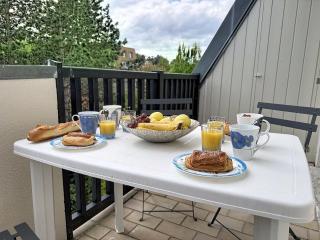 Concon d'Houlgate - Logement à 500m de la plage avec son balcon vue sur le jardin, 4 couchages, wifi gratuite - 2
