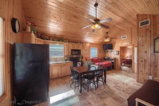 RR 9122WC Wine Cup Cabin - 1