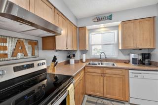 2 bed 2 bath centrally located on Siesta Key - 1