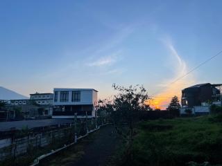 Infinite 88 Villa Batu - 5