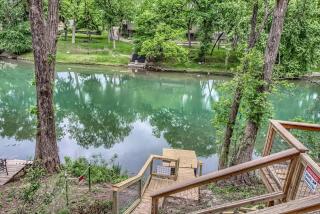 CL 954 River Cliff Retreat - 0