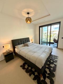 Beach front luxury apartment with private swimming pool - 4