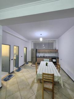 Short-Term Rental Apartment Tirana - 7