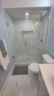 Lakeside private 1 bedroom luxury apt - 1