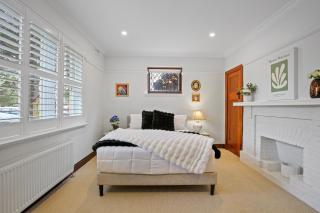 Hatters House in Middle Park - 2BR with Free Parking - 4