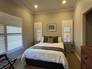 13 Smythe - 6