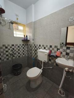 Modern 5BR Villa near BLR Airport Work & Relax - 3