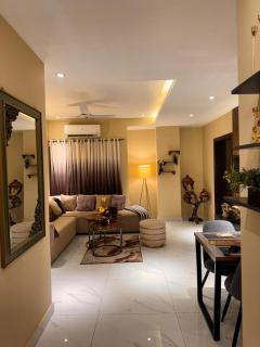 Noor Luxury Residence Gulberg - 0