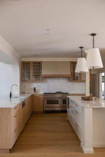 Snowline - Ultimate Getaway, Pool, Sleeps 16 - 7