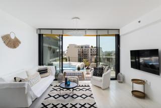 Mamad Bright Condo Pool & Unique View By Feelhome - 0