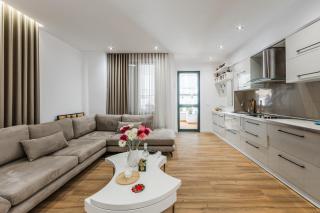 The Garden Jacuzzi Apartment By PS - 9
