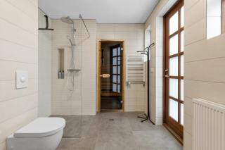 Private Luxury Villa - Sauna, Hot Tub & Guesthouse - 5