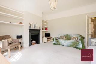 Teddington One Bedroom Flat Parking - 7