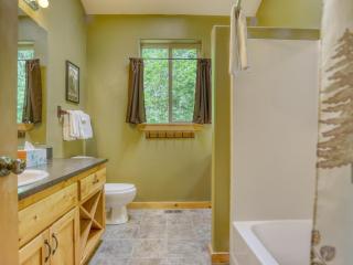 Salmon River Chalet - Meredith Lodging - 7