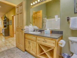 Salmon River Chalet - Meredith Lodging - 5