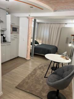 Kirchheim City Apartment - 4