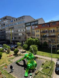 Local Apartment in prishtina square - 6