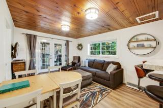 Wanderlust Cottage - 0