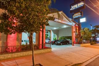 Lyfe Inn & Suites by AGA - Sun Valley - 8