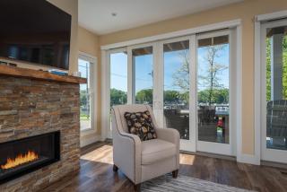 Luxury Harbor View Home in the Heart of Downtown - 5