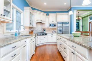 5 Bedroom Home Just Steps from North Beach & Downtown - 6