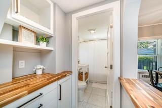 Spacious 4+ Bedroom Beach Retreat Near South Beach & Town! - 3