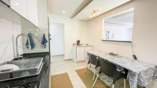 Ocean View Apartments - 8