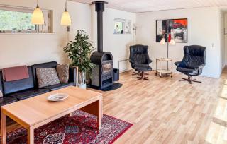 3 Bedroom Beautiful Home In Nexø - 5