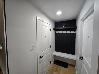 Beautiful Home in Edmonton - 9